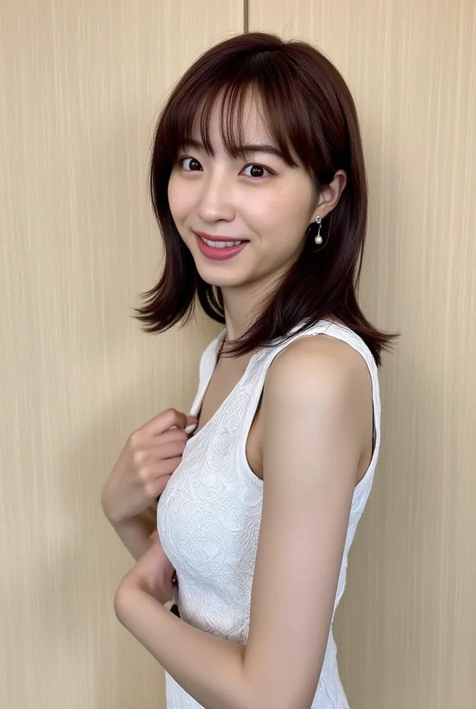 a woman is cooking、(kitchin_Apron:1.Wear 3)、Good Hand、4K、hight resolution、​masterpiece、top-quality、Cap:1.3、((Hasselblad photo))、Fine skin、sharp focus、(lighting like a movie)、Soft lighting、dynamic ungle、[:(Detailed face:1.2):0.2]、Medium chest、sweats streamed skin:1.2、(((In the kitchen))) A smile　Beautiful profile　Colossal tits　Beautiful body　Tying hair　Wide background々and a luxurious living room　Luxurious and luxurious living　Luxurious living room　Beautiful living room　Beautiful living room　A smile　an orange　lemons　A smile　Laughing　banana in　pineapple　Luxurious room　beautiful  lighting　Beautiful lighting　Very large room　very high image quality　very high res　8k Photos　Viewer's Perspective　Very gorgeous kitchen　Luxury Kitchen　white tank tops　White Apron　Millionaire Kitchen　Great kitchen　Luxury Kitchen　Luxury Illuminator　Very wide々and kitchen
