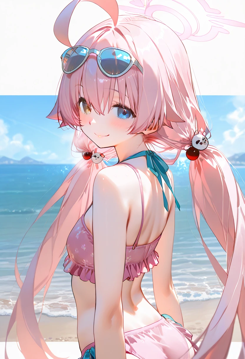 Pink Haired Girl　Ocean　High cut swimsuit　Petite　slender　Fearless smile　Twin tails
