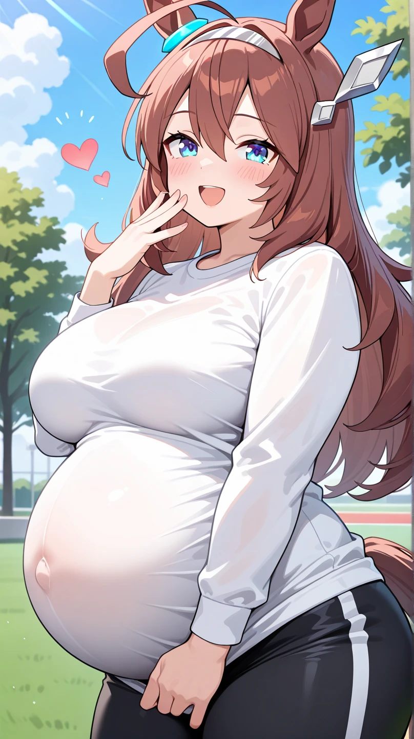 Pregnant teacher in labor