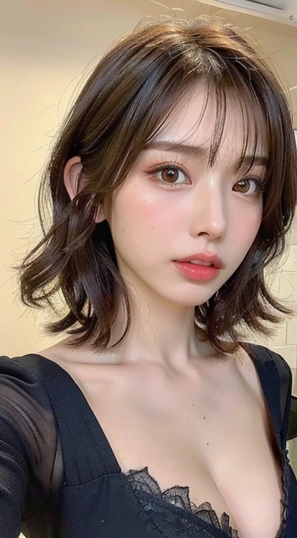 ((highest quality)), ((masterpiece)), (be familiar with), perfect face, I'm enchanted,
In town