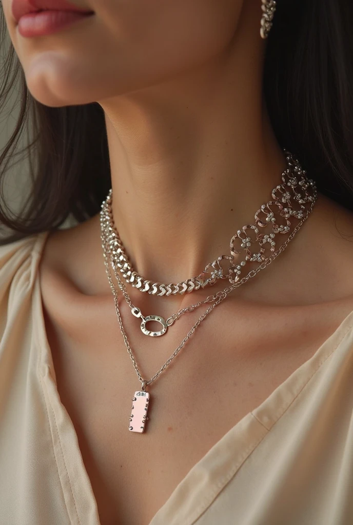 unique and cute ancient woman's star chocker necklace design but not that big