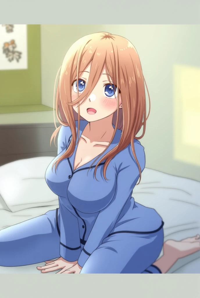((masterpiece)), ((best quality)), (ultra-detailed), anime style, on the bed, a cute girl, 1girl, solo, ((beautiful eyes)), smile, underwear00