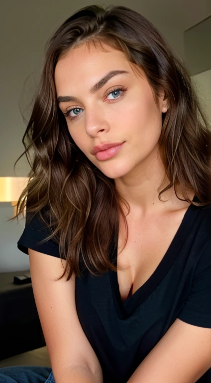 a selfie d&#39;a pretty young woman, prise avec l&#39;appareil photo de l&#39;iPhone