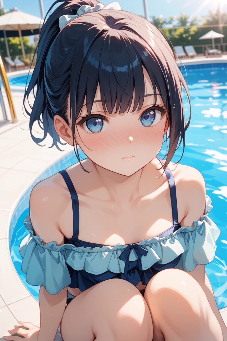 bikini、Ocean、Water Play、girl、tomboy、Get excited、Sit on a float、Leg spread