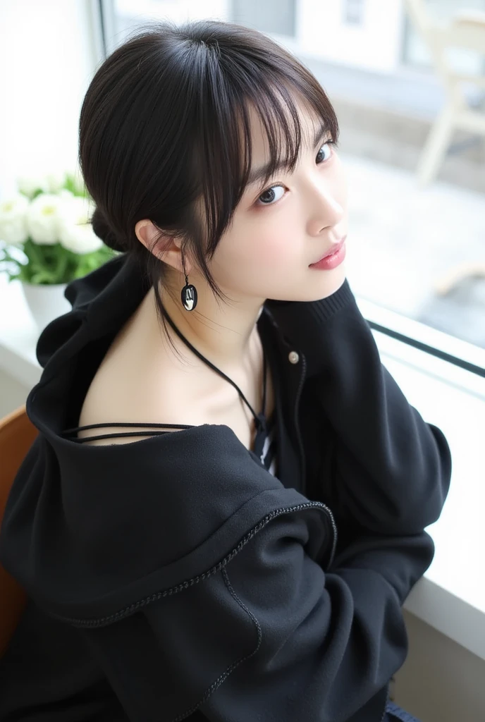 curvy woman with black hair and black blouse sitting on the floor, corte de cabelo preto hime, ela tem cabelo preto com franja, sui ishida com cabelo preto, cabelo preto com franja, o corte Hime, shikami, Ulzzang, Chiho, cabelo arrumado com franja, por Ayami Kojima, franja preta, The motto is Teshirogi