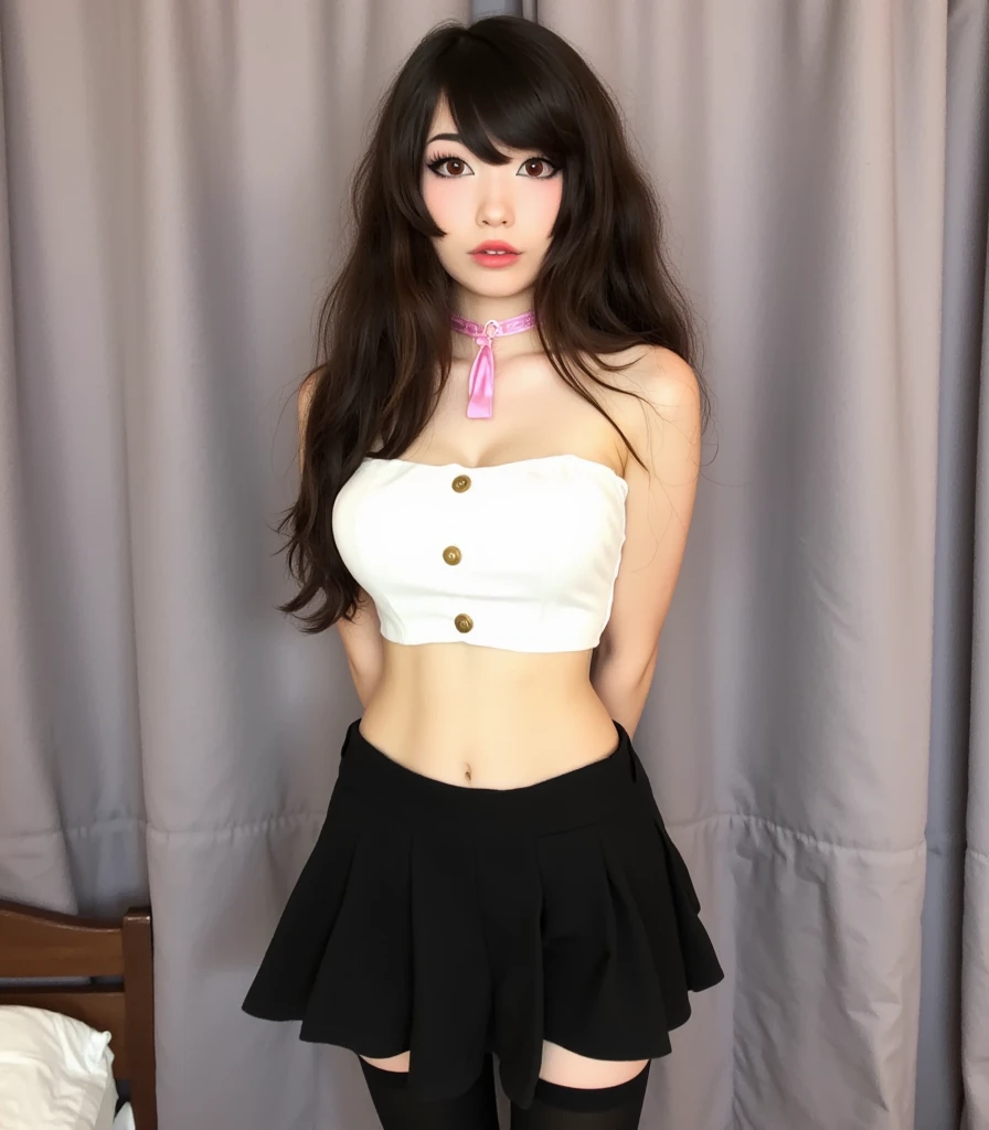 young,Cheerleader,Pleated skirt,Teenage Girl,Delicate body, body,Delicate body,,Small breasts,Black-haired,Very long hair、Six Pack、solid