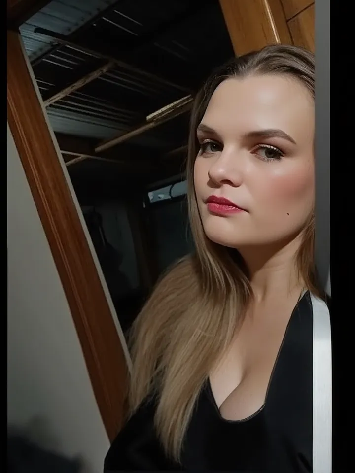 (beautiful detailed eyes, beautiful detailed lips, extremely detailed eyes and face, long eyelashes, 1girl, red lips, pale skin, smile, blowjob, photorealistic, 8k, high quality, masterpiece, hyper detailed, ultra-realistic, cinematic lighting, dramatic lighting, dramatic atmosphere, vivid colors, surreal, elegant, ethereal, sensual, erotic)