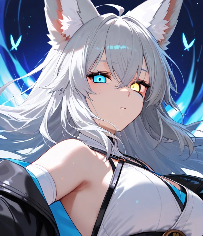 Woman with white hair, blue eyes and a fox mask