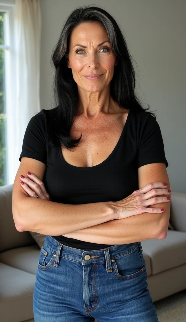 Mid 30s woman, naked, small boobs, skinny, european, dark hair