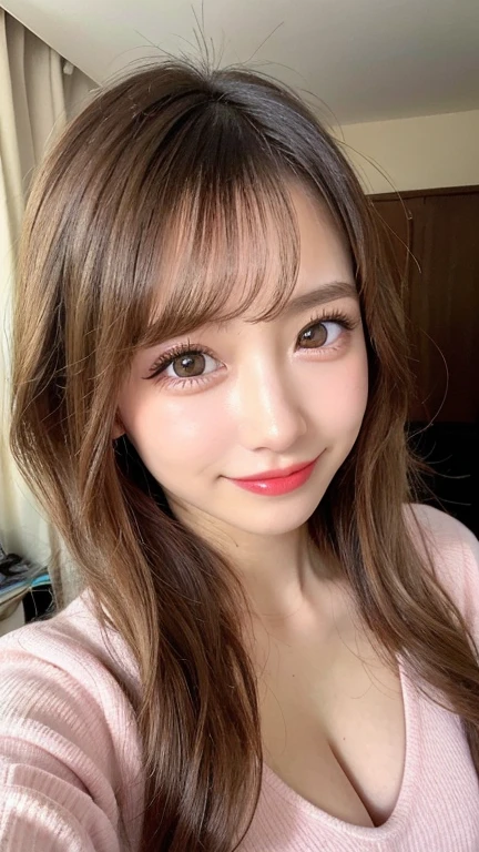 ((Selfie 1.6))((smile1.6))、the front、close - up face、Wavy Hair⦅Looking at the camera⦆A dark-haired、With bangs、Best Quality, masuter piece, 超A high resolution, (Photorealistic:1.4), Raw photo, high-level image quality, high-detail, masterpiece、a 18 year old girl、In the apartment