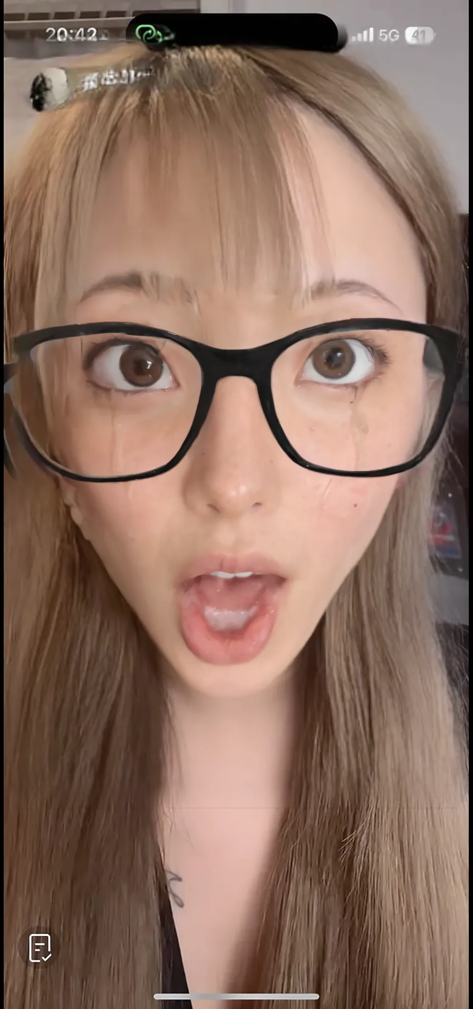 woman, beautiful girl, 、 Baby Face, Realistic skin of the highest quality, Eyes are focused, 20-year-old, Sticking out tongue, Focus on the mouth, Open your mouth, Long Tongue, saliva, Open your mouth , You can see inside the mouth, Open your mouth 舌を突き出す, Realistic tongue、Provocative eyes、Looking up、Tempting、Wearing glasses