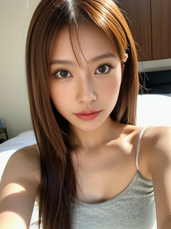 1人の女性、(Upper body selfie:1.4)、​masterpiece、top-quality、ultra-detailliert、(Smooth lighting:1.05)、32K、Realistic lighting、（Beauty of skin texture: 1.1)、（japanes:1）、（a blond:0.9）、gals、laced lingerie、large full breasts、Emphasis on the chest、Looking at the camera、Beds、inside in room