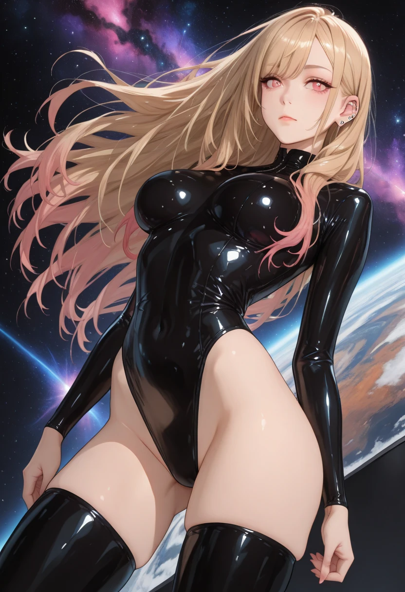 mulher usando roupa de latex, seios pequenos, vagina a mostra, clivagem absoluta