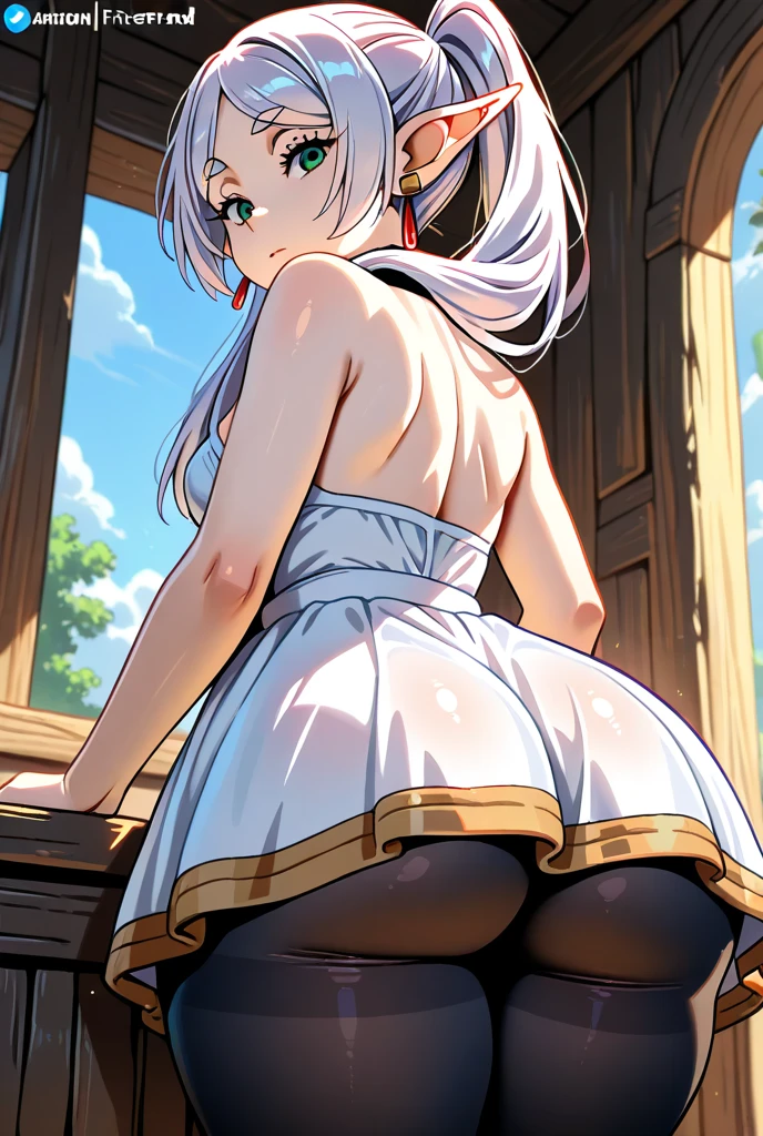 beautiful curves、Girl with well-proportioned limbs、Exposing the butt hole 、distressed face、Close both eyes、panties small、heavy wind、rinka、Skirt flips、