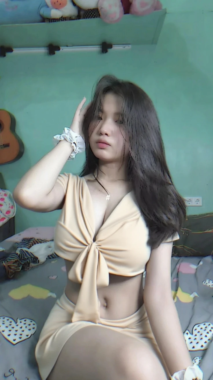 (Big boobs:1.1), exposed boobs, topless