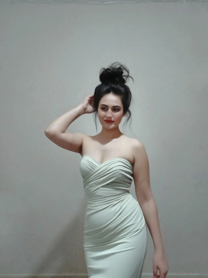 Annerose, 1girl, matural female, cabelos pretos, cabelos longos, olhos amarelos, seios grandes, Pele apertada, Hair Intake, (Detalhes de caracteres requintados, beautiful lips, Olhos amarelos bonitos, beautiful face, bonito e devidamente vestido), extremamente detalhe unidade 8k papel de parede, (sozinho:1.5), extremamente detalhe centro da cidade como pano de fundo, (Bodysuit, totalmente adequado, roupas fechadas)