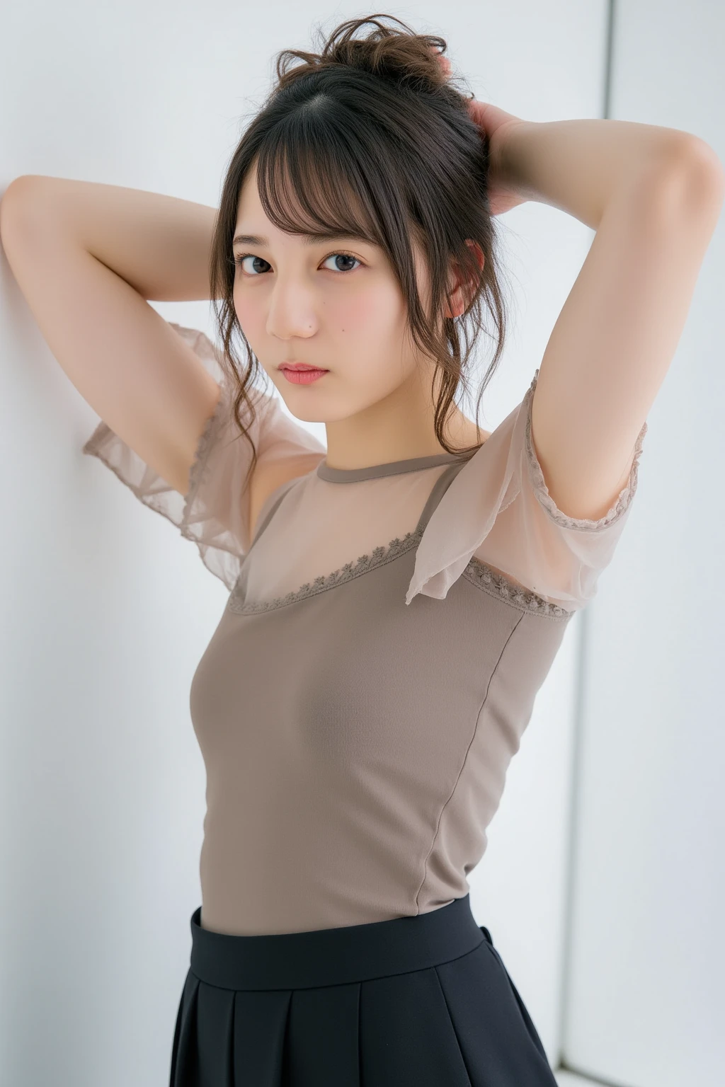masterpiece、Flat color、depth of field、Lens Flare 1 Girl、、brown hair、watching the viewers black suspenders bulging big tits armpit sweat sweating 양손의 side wall: Black miniskirt 가터 belt Sight small face upper eye bangs side rat-colored eyes holster belt