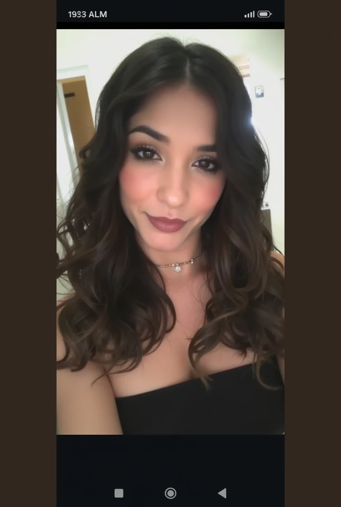RAW photo in sequence, uma influencer indiana moderna e estilosa de 18 anos, ((selfie toda parte do corpo, sorrindo)), forgetful eyes with an excited expression, rosto detalhado, oval, pele clara, cabelos longos estilizados, olhos ligeiramente castanhos, rasgos facialmenteafiados e apelados, corpo atraente e bem vestido. Planos de fundo detalhados pouco desfocados, luzes naturais, HDR, foto realista, foto profissional, flertando com o es