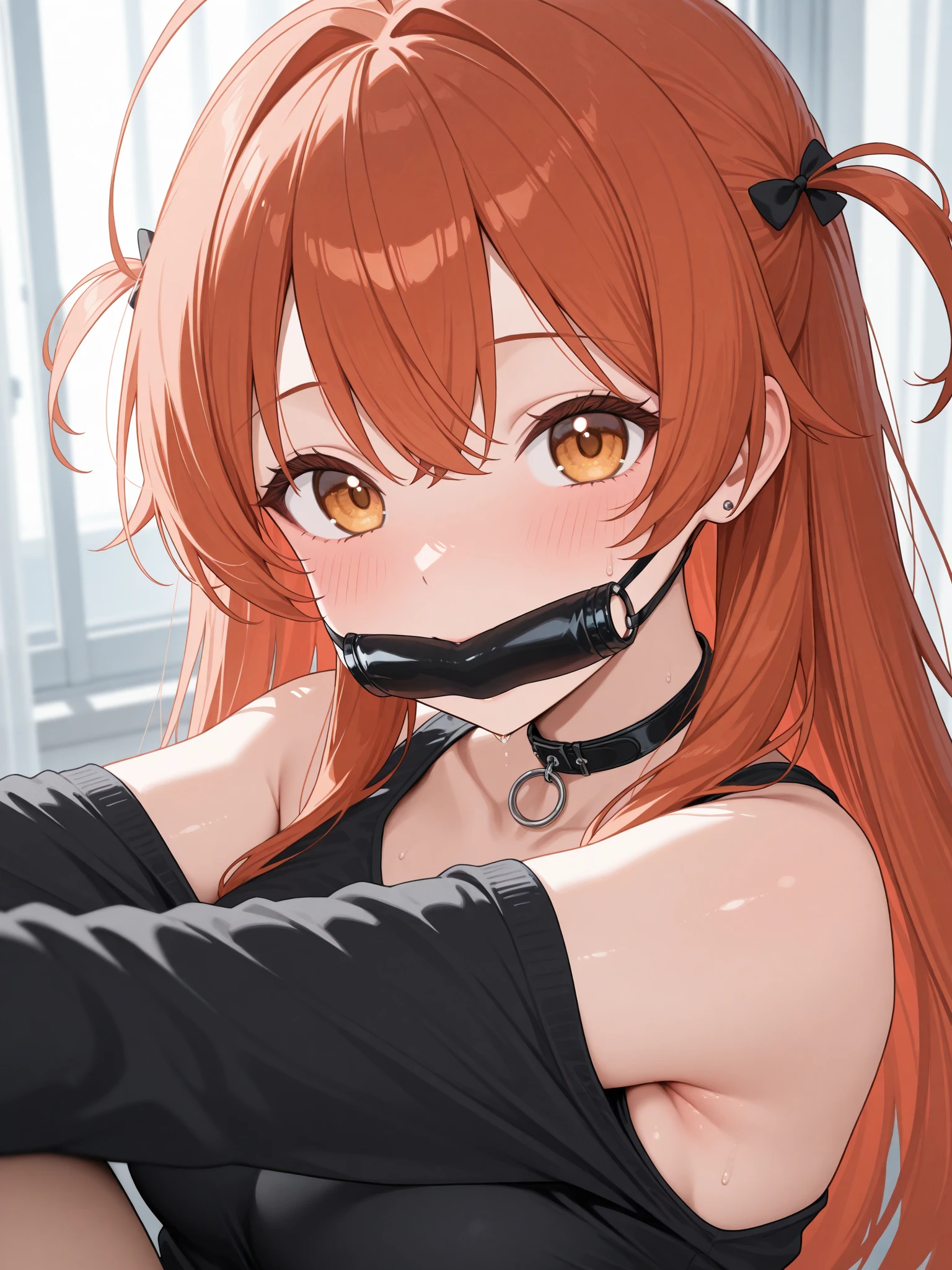 makima\(chainsaw man\), red hair, yellow eyes, ringed eyes, braided ponytail, una trenza larga, makima CSM, eye_focus, ojos color amarillo, ojos anillados, ojos dorados, nude, frown, de la cintura hacia arriba, red gag, gag de correas, viendo hacia el espectador, babear, babeando, saliva en la gag, basement, sonrojada,