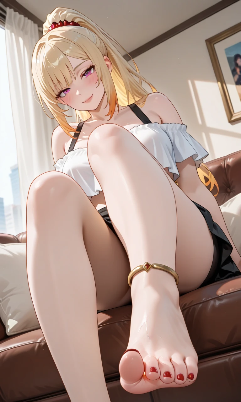 floor、mini skirt,Clothes with intricate details,Bright,Swimsuit,one person,blond,Sexy、Deep sleep、long hair、Stockings