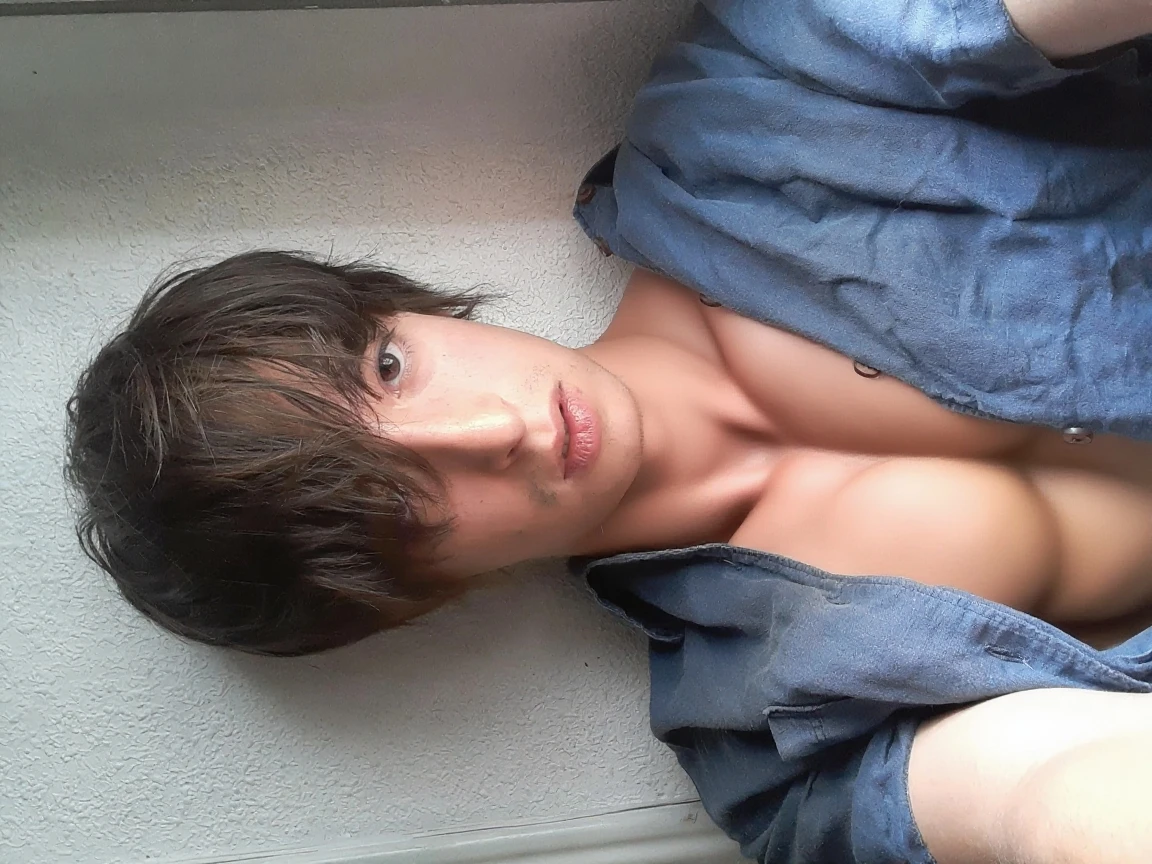 Look into the eyes,　Look at me　Look at me,　Look at me,　Look at me,　Front of face,　Front face,　Cross-legged,　indoor,　Brown Hair,　bangs,　Sweat,　clavicle,　clavicle,　Cross-legged,　Earrings,　Look at me,　Private room,　belt,　Abdominal muscles,　Abdominal muscles,　Abdominal muscles,　Abdominal muscles,　Abdominal muscles,　Abdominal muscles,　Abdominal muscles,　Abdominal muscles,　tattoo,　tattoo,　Roll up your sleeves,　Roll up your sleeves,　Roll up your sleevesをした,　Roll up your sleevesをした,　Black Mask,　Black Mask,　Black Mask,　Black Mask,　Black Mask,　Black Mask,　Black Mask,　Bracelet on wrist,　Bracelet on wrist,　(Naked under the jacket,pants,tattoo,White turbid liquid:1.5)
