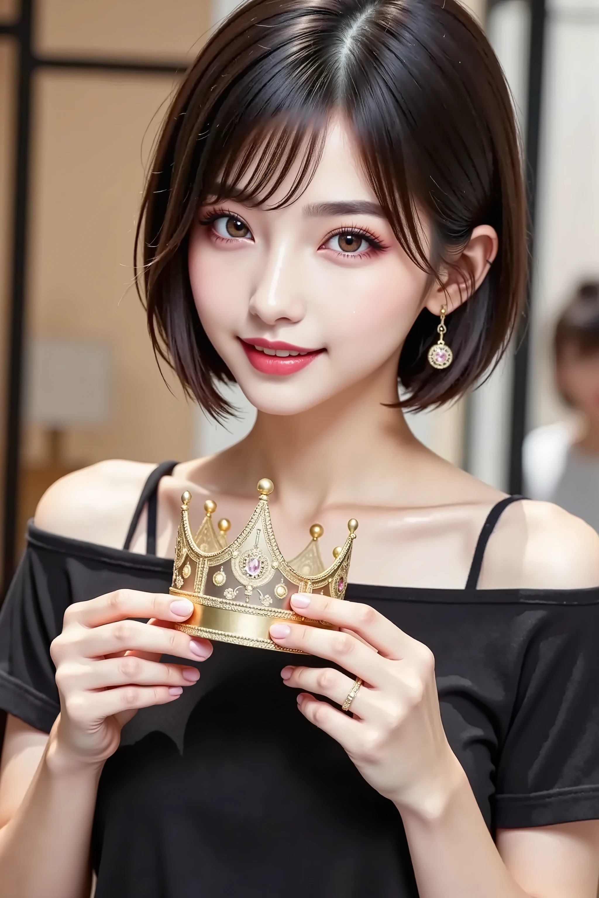 Inside the department store , Holding a toy crown with both hands , womanhood , Smile Yan , T-shirt showing only black shoulders 