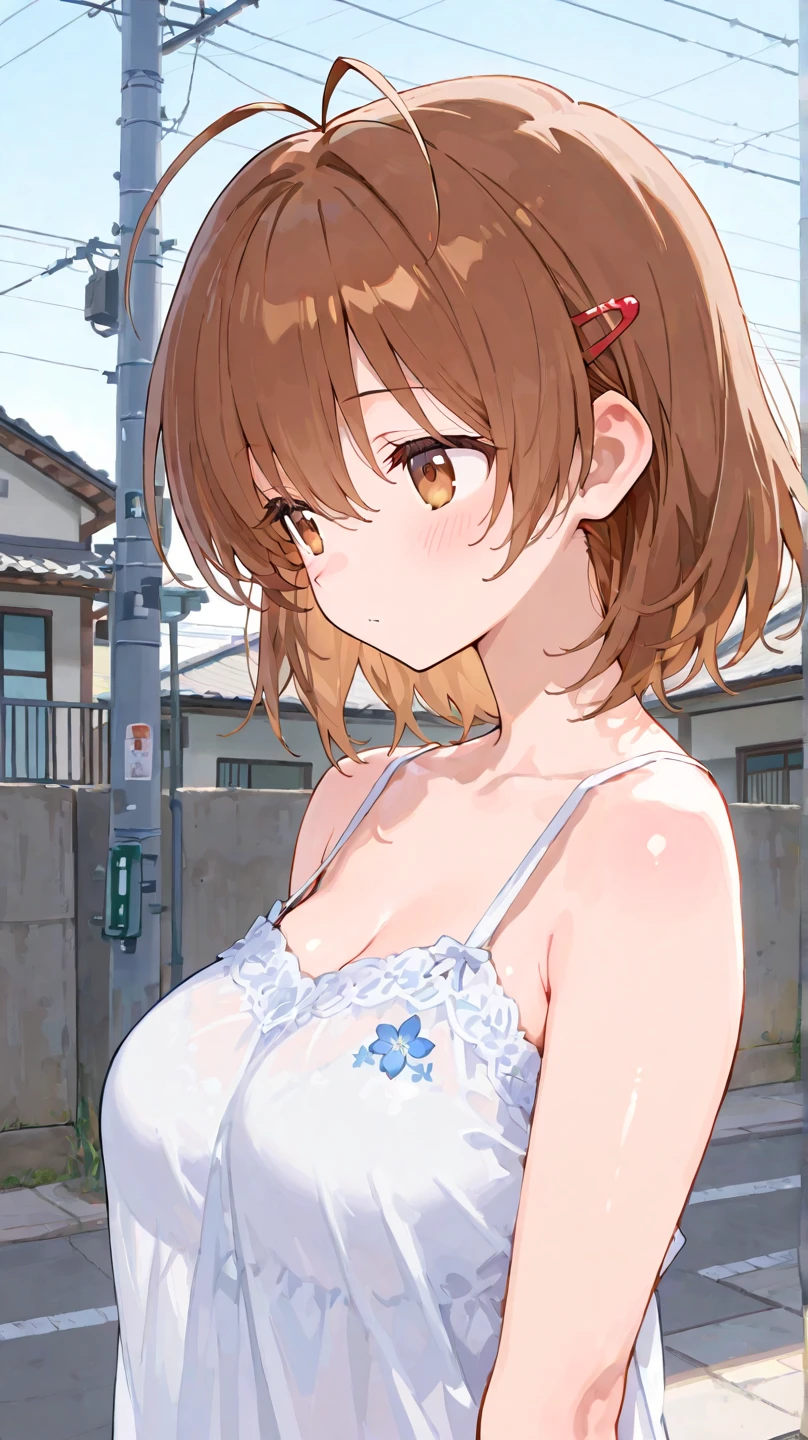 （White dress white、No sleeve、Armpit）、Big Breasts、独奏、Toned body、Bare thighs、(short hair、Brown Hair、Barrette、hair ornaments)、(Brown eyes:1.5)、(yuihirasawa、yui hirasawa、Yui Hirasawa)、(Panty shot、White panties、Panties transparent with sweat、Mansuji)、Big Breasts、In town、bustling street、独奏