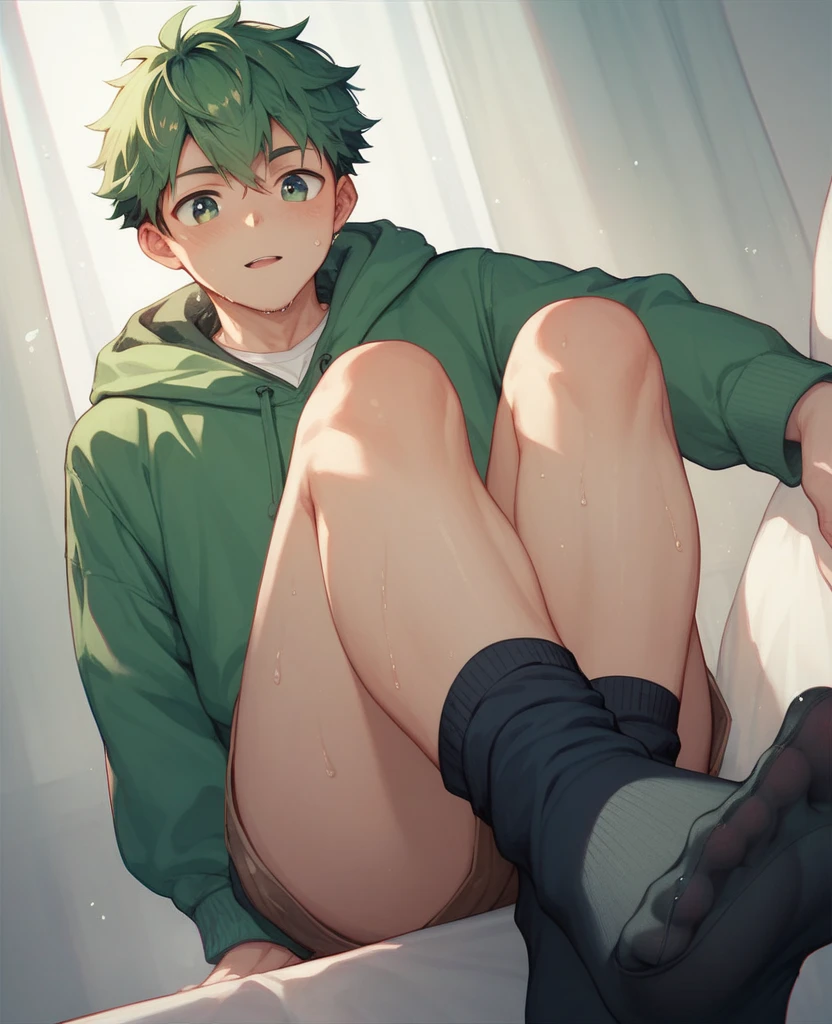 legs separated，sitted，Face the line of sight，Raise your legs high，Libido boy，frontage，Vene，Positively，Khaki leggings