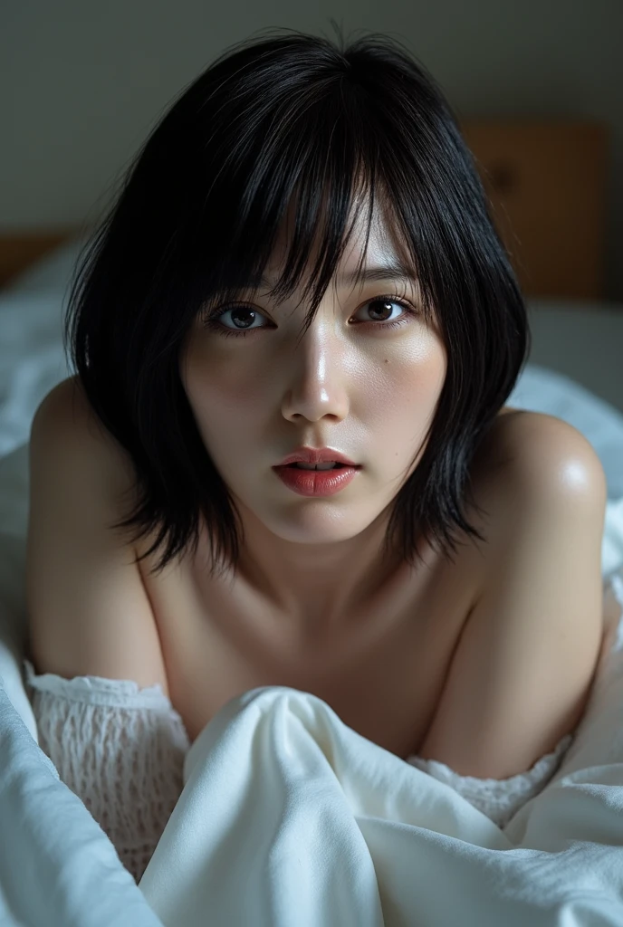 (beste-Qualit、4 k、Master masterpiece:1.3)、lovly、1girl in、(Breasts、Attractive body:1.2)、Short and medium hair、The whole body is drenched、Clothes with showing through、Super Detail Face、Detail Lip、Detail Eye、双眼皮、black micro-bikini、Japan Person Model、Split Shot、Bedrooms、lying in the bed、cleavage with spilled milk、Burst breasts、Clothed Colossal、I-cup