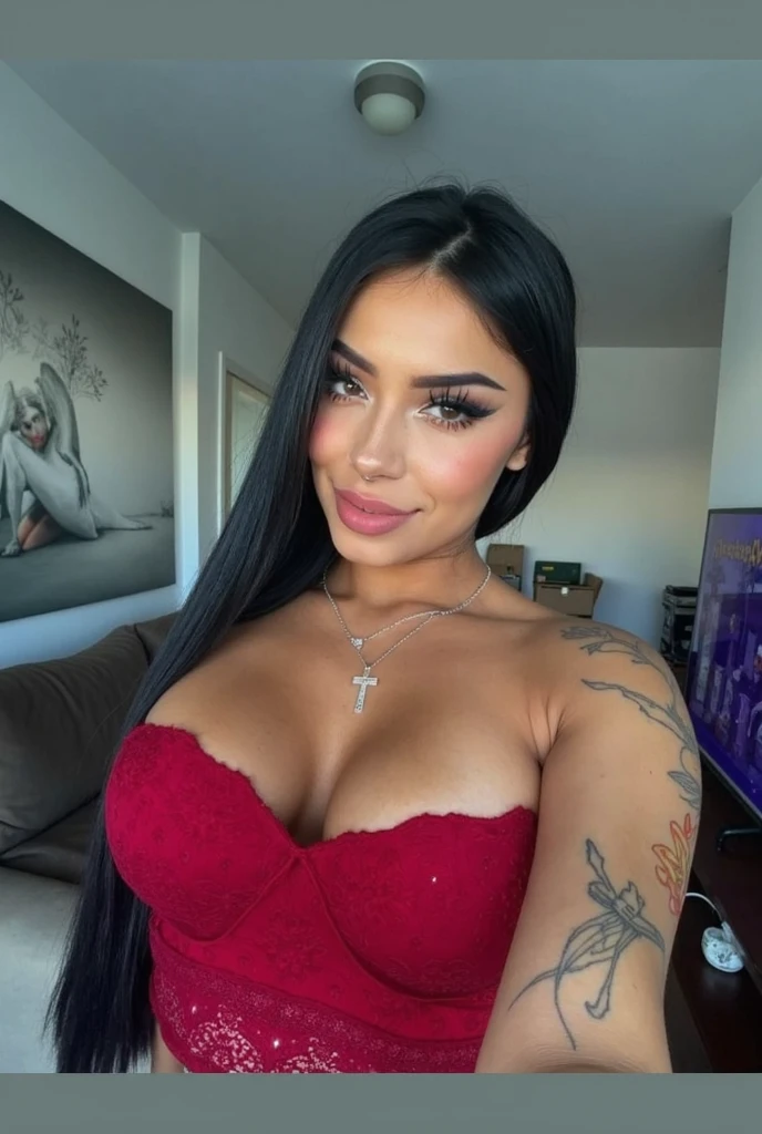 um close up de uma mulher em um top rosa posando para uma foto, Violeta Myers, Mulher de 30 anos de Cuba, Lorena Avarez, Mulher mexicana bonita, lindo rosto latino, Karla Ortiz, angelawhite, Seu peito, Parece Laura Barriales, pele latina, ela tem cerca de 2 a 5 anos de idade, in a black betch bra