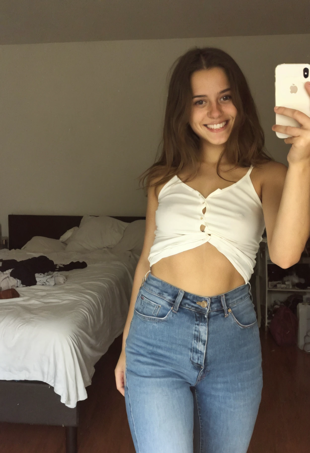 Ella pero desnuda en una cama muy realista 