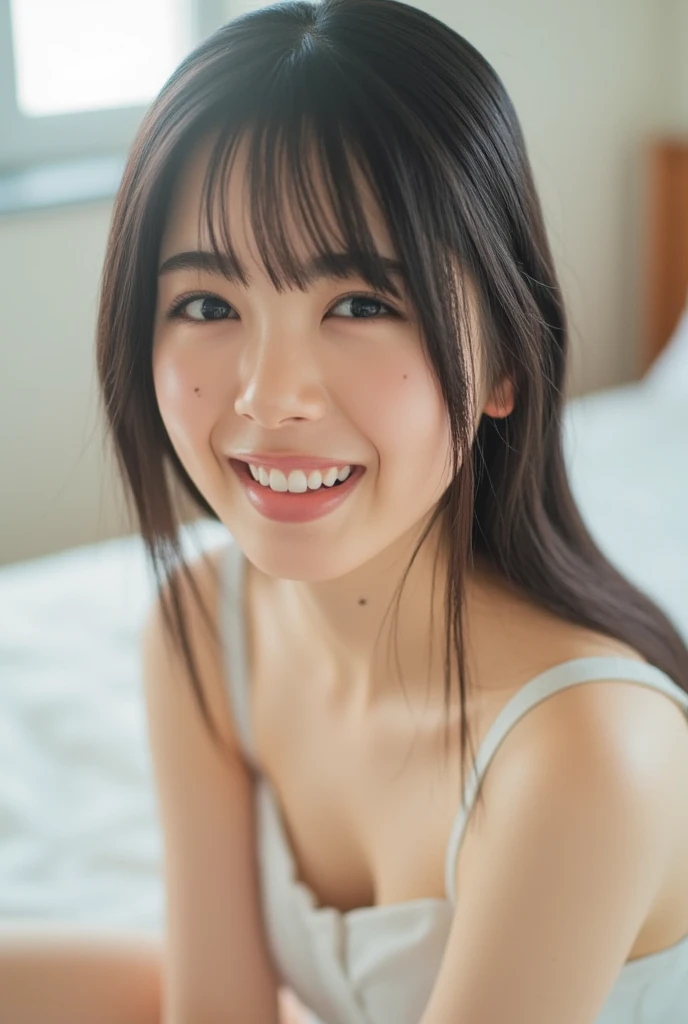 (8K、RAW Photos、Highest quality、masterpiece:1.2)、(Realistic、Realistic)、1 Girl、((Completely naked、After sexual intercourse、Big Ass、Waking up、Bedroom、morning、 the bed、Lie down in bed、Big Breasts、Nipples、smile、Looking at the camera and smiling))、cute