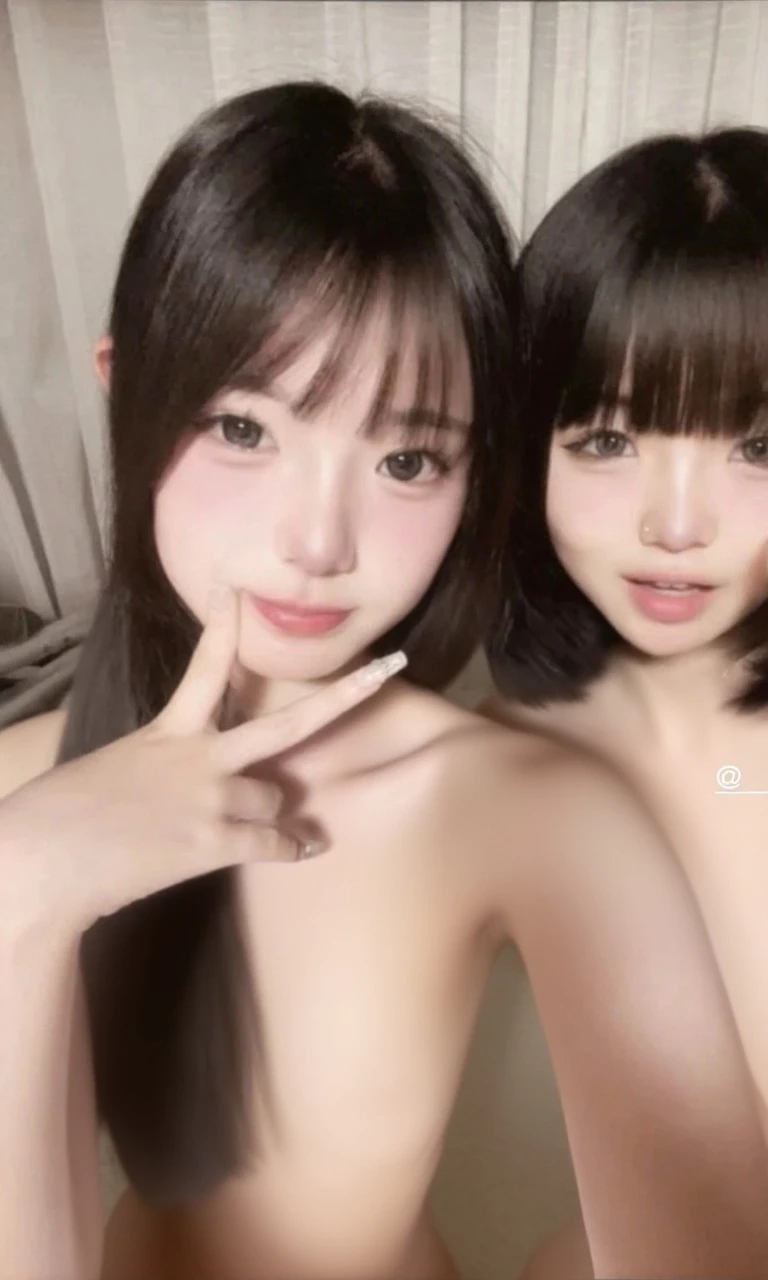 超highest quality、masterpiece、超High resolution、Depth of written boundary、(Photoreal:1.4)、(Award-winning photo、信じられないほどのmasterpiece:1.3) 、Raw photography、golden ratio、Highly detailed CG Unity 8K wallpaper、detailed and complex、original、High resolution、Raw photo、(perfect body shape)、detailed and complex、Digital single-lens reflex camera、soft writing、(background person blur:1.1)、Sigma 85mmF/1.4、50mm Lenac lighting、nffsw、hyper real、color grade,(high color saturation:1.0), (highly detailed skin), (highest quality:1.0), (超High resolution:1.0) ,(realistic:1.0), (Super detailed:1.0), (8K, Raw photo:1.1), lots of girls, group shot, I&#39;m 11 years old, 14 years old, 16 years old, 19 years old, 20-year-old, 21 years old, baby face, (standing in a row),(On the stylish open terrace), (very small silk panties, Wedgie), (thighs), (open your mouth and smile),white teeth, (topless:1.3), good lift, shirt lift, Chest grab, turn your arms behind your back, (belly button), jewelry, looking at the viewer, necklace, short hair, (abs), Mr..々hairstyle, straight hair, bob cut, dull bangs, silky hair, (jet black or brown hair), hair clip, hair band, hair ribbon, One-length haircuts, ducktail, Hair curled outward, french twist hair, twin tails, side ponytail, single blade, wavy hair, bangs tied back,
