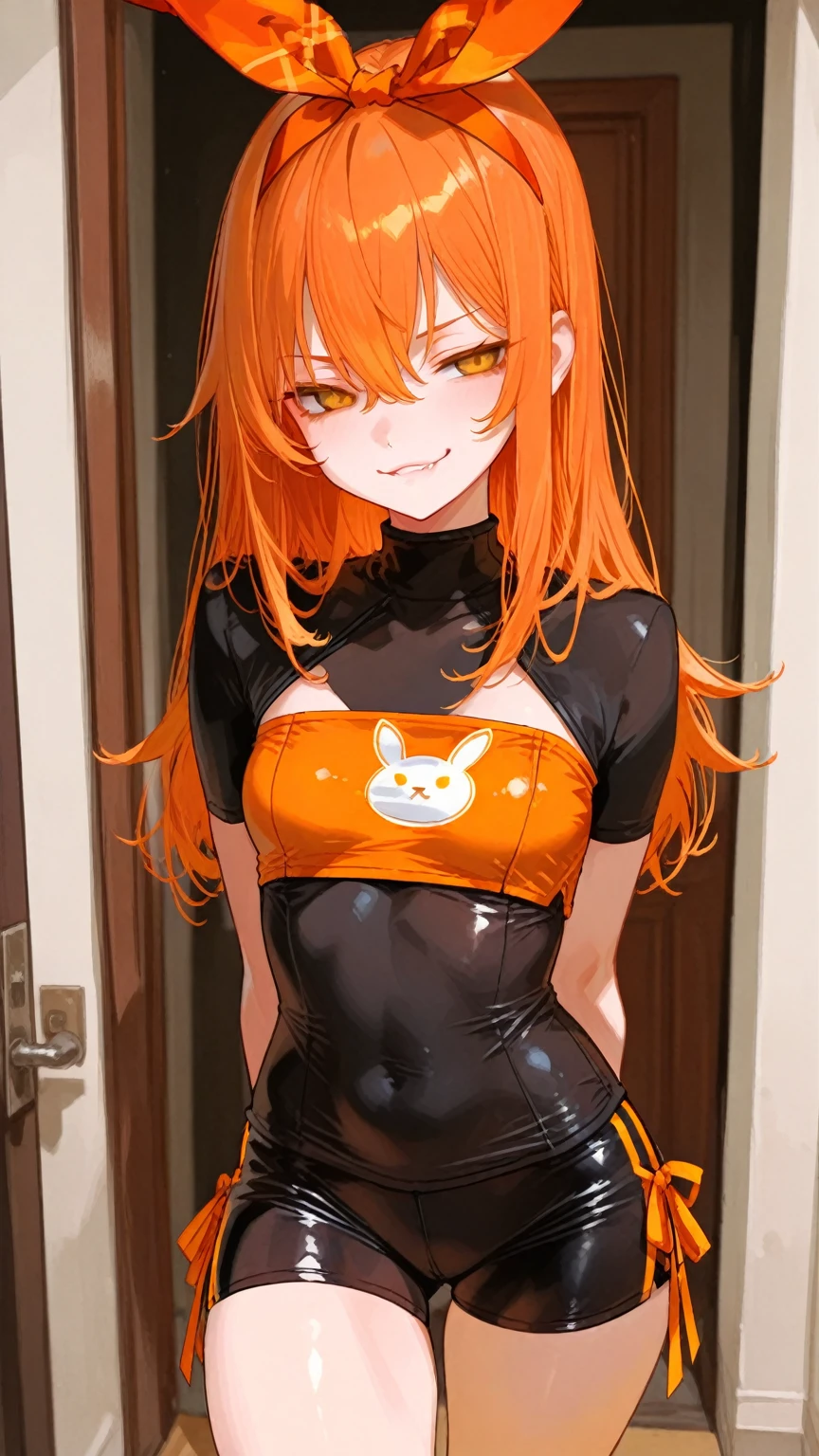 Chica con pelo naranja , mostrando la vagina y las tetas con ropa de latex