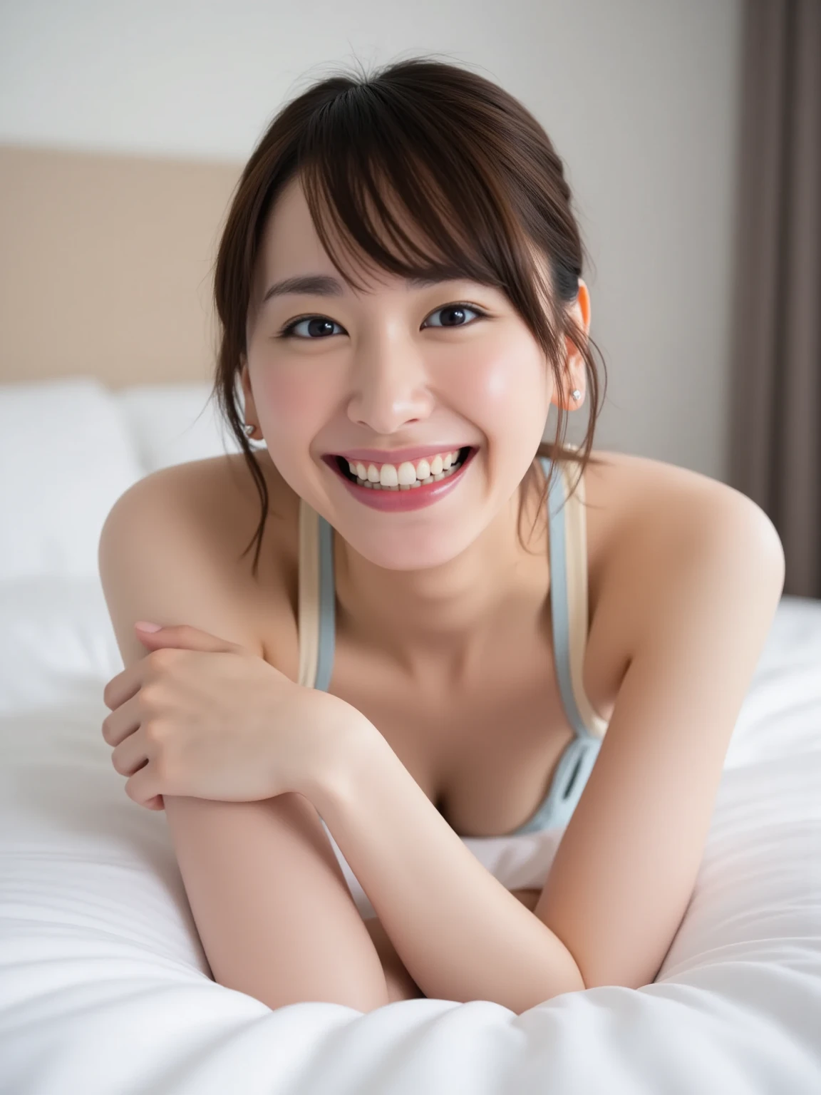 (A hyper-realistic、reallistic、top-quality、Raw photography、​masterpiece:1.3)、(Hoihoi:1.2)、(A hyper-realistic), (illustratio), (Hi-Res), (in 8K), (ighly detailed), (The best illustrations), (beatiful detailed eyes), (top-quality), (ultra-detailliert), (Master masterpiece), (详细的脸)、sixty years old、cheekbones stand out、(Wrinkles at the corners of the eyes:1.3)、、drooing eyes,full of sweat、Heavy sweat、Mature and attractive woman、bbw、Chunky lips、shiny lips、Saggy udder、large areola exposed,,,,,,,,,,,,,, are erect、Saggy udder、(A smile:1.2)、​masterpiece、top-quality、fully body photo、High subcutaneous fat、lyin in bed、Sweating all over the body、Open legs、There is a navel、camel's toe, A smile、Cowgirl、a bed、Taken from below、Looking at Viewer