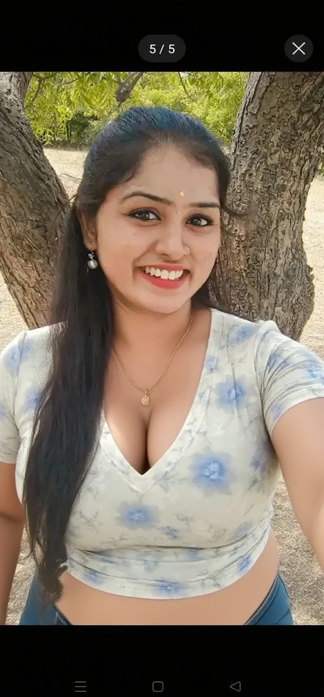 Hot indian women with saree and curves