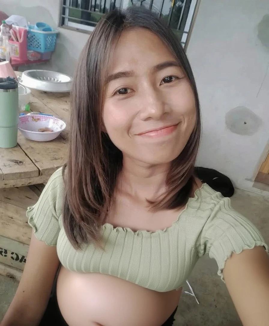 big bobs, bobs, perfect breast, perfect bobs, a women no bra, no bra, Nipple, a transparant t-shirt, transparant dress, No Bra, 1 girl with no bra,