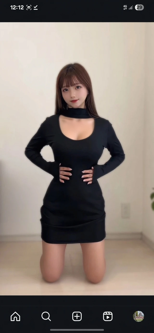 secy dress,, smile, looking at viewer, <lora:deep_v-neck_dress:0.5> <lora:OrientalBeauty_MIX:0.5>