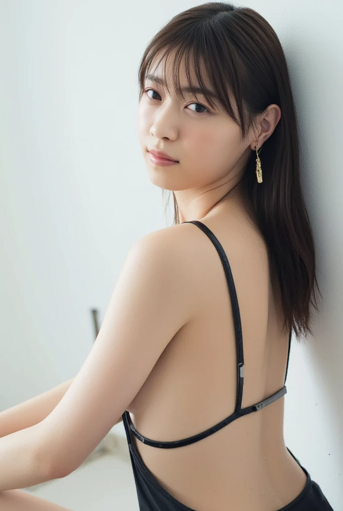 Watching the audience,((highest quality、highest quality、Real Humans、)), (Very detailed), (8k wallpapers incorporating high-definition CG), Very detailed, High resolution raw color photos, Professional photography,(((Lying on one&#39;s back in bed、Photo-realistic detailed nudes、Fine nipples as in the picture、 details as in the picture、Sweaty、Sweaty small breasts、Sweaty body after sex、Moist Body、Flushed face、Sweaty hair、Upper body photo、Apply oil、Mucus and sticky、ropebondage,bondage、Tortoiseshell binding、Put your arms behind your back,)))、