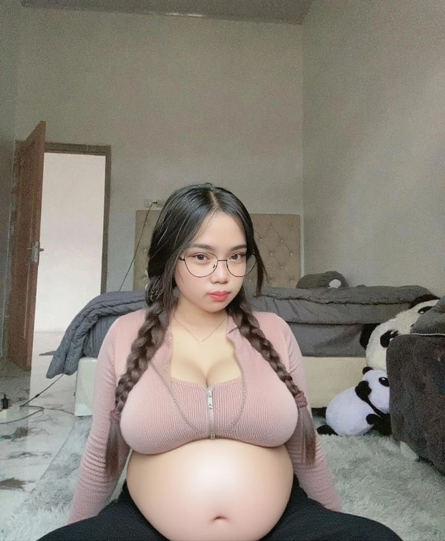 8k，((Great beauty))，(Lace underwear)，original photo，(best quality)，(masterpiece：1.85），Super detailed，Super Resolution，Professional lighting， Bright Lights ，Photon Mapping， Physically Based Rendering，（The real situation：1.95），(Look into the camera)，High-resolution RAW color photos，Professional photos，Very detailed and beautiful，Very detailed content，Stunning details，huge文件大小，Official Art，極為細緻的CG統一8k, 8k ，8k wallpaper，High quality wallpaper，Extreme light and shadow，Work，Rich in details，美丽的Japanese woman在高细节，Very rich facial details，Very detailed eyes，Extremely delicate skin， Finger details are very rich， highly detailed nose， The mouth is very delicate， Perfect anatomical structure， Very detailed background， Meticulous clothes，(Japanese woman)，(pregnant woman),(nine months pregnant),((old))， （100 years old），(in a room full of clutter)，Japanese woman， Lovely woman， Famous Japanese idols， 可爱的Large Breasts， entity， huge，White skin， Radiant Skin， shining，(细节是huge)，(Large Breasts:1.7)， (下垂的Large Breasts :1.5)， (Large Breasts下垂到腹部)，Handsome figure，((Hair tied into a bun))， brown hair， ( Smile:1.2)， 可爱的Large Breasts， (Mature)， Pretty Face， Realistic face， Exquisite eyes， Drooping eyes， earrings， room accommodation， street， Station 3D shape， Dynamic Lighting，(((full-body shot))),(((Portrait Photos)))，