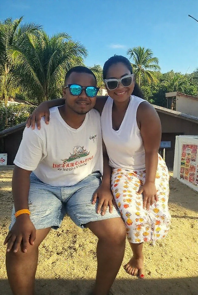There's a man and a woman sitting on a beach with a suitcase, vacation photo, Mulher de 30 anos de Cuba, foto do snapchat, Divertindo-se ao sol, Assumido em Go Pro Hero8, na praia, photo shoot, em uma praia tropical, imagem de perfil, Tiro em GoPro9, Casal feliz, is wearing a swimsuit