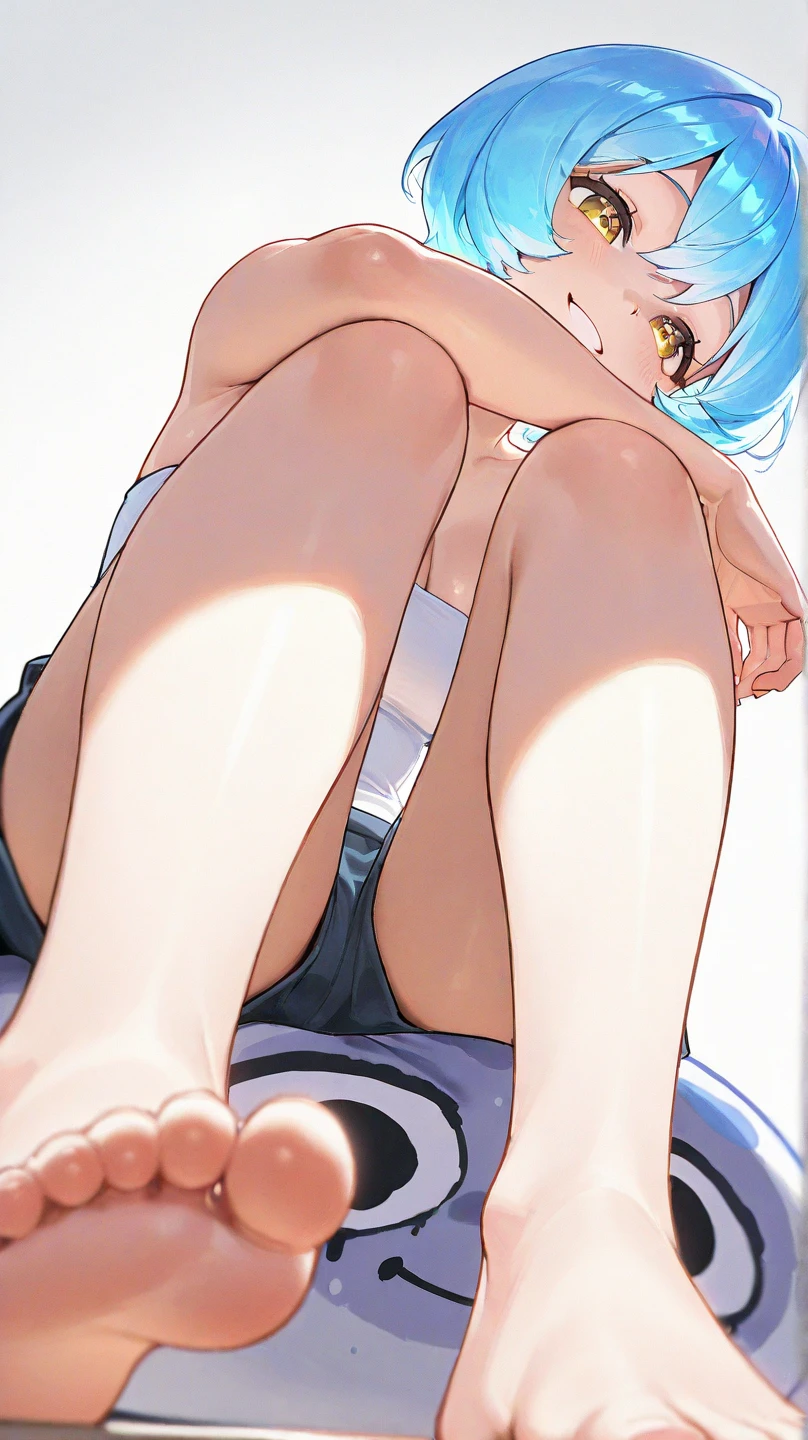((masutepiece)), ((Best Quality)), (Ultra-detailed), Anime style, Cute little girl s, 1girl in, Solo, Gym Shorts 00, ((Beautiful eyes))0, Smile,blue hairs