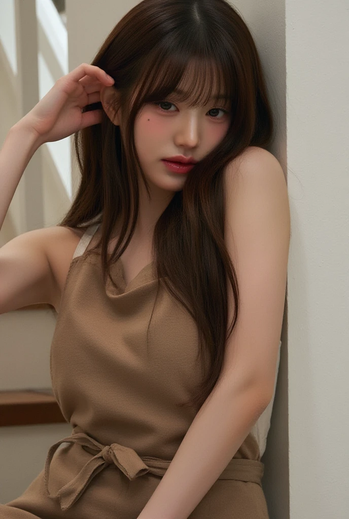  Korean with long red hair, cropped tirando selfie