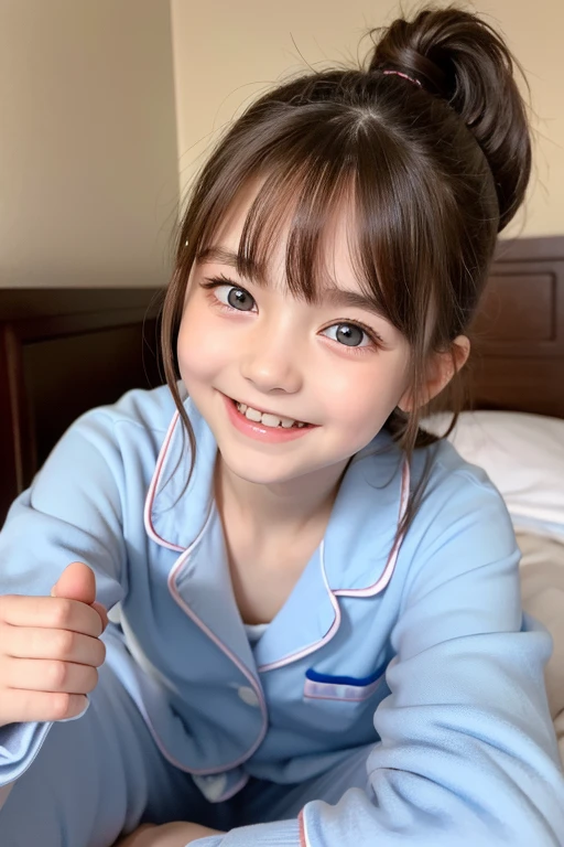 Japanese,6 years old,Baby Face、Ultra-flat 、Ultra short height、An innocent smile、Flat のクローズアップ、Flat :1.85、cute,Primary school students,Primary school studentsの私服、Summer clothes、So small and so young、On the bed:1.85、She gives me a good morning kiss:1.85、She opens her arms and waits for a hug:1.85