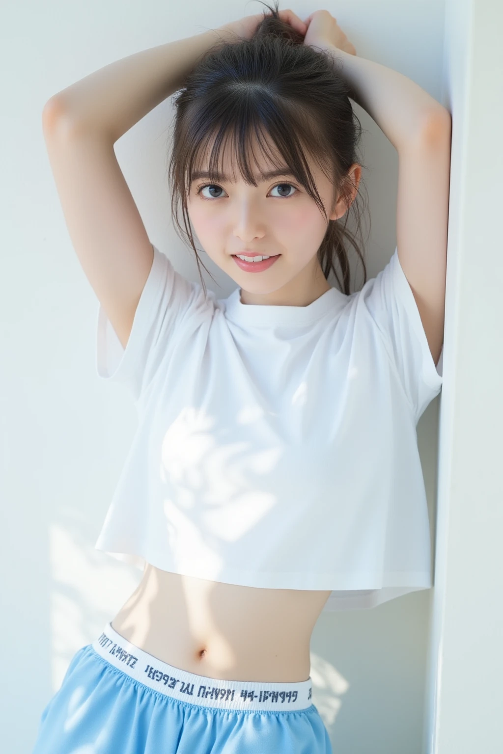 (8k, RAW Photo, Best Quality, Masterpiece: 1.3), breakone girl, (a beauty girl, delicate girl:1.3), (21 years old:1.5), break, (Simple summer clothes), break, Extremely fine grain definition, (Symmetrical eyes:1.3), break, Small breasts, Brown eyes, Parted bangs, brown hair, girl, break, (Eye and  details:1.3),break,smile, (In the grasslands of Hokkaido:1.3),