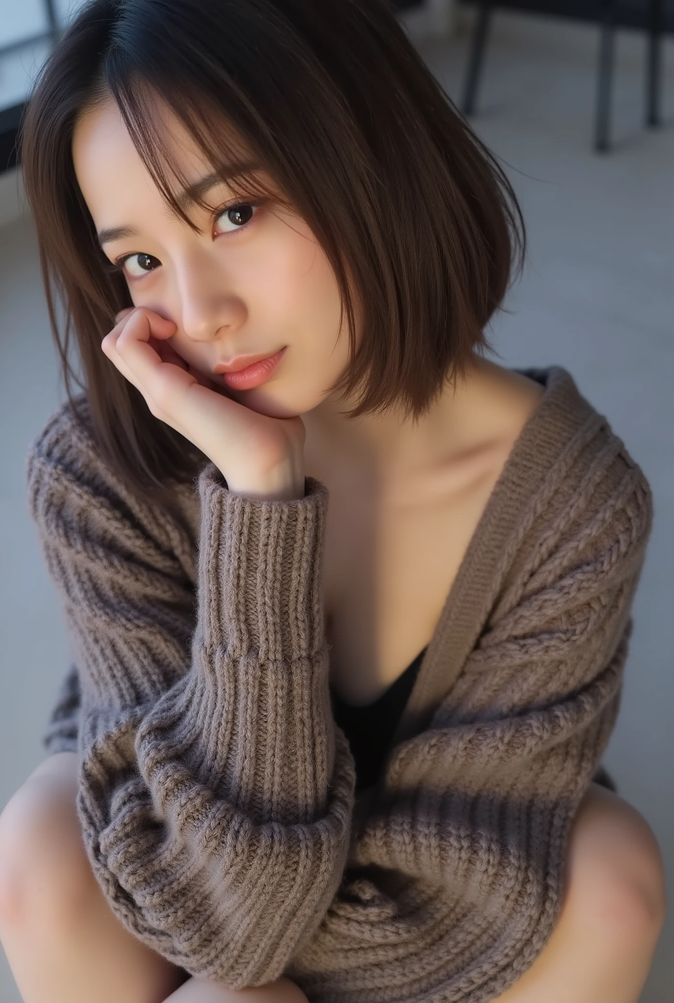 Genuine, , High Res Images , masterpiece, 以上から最High Quality , High Quality , Very Detailed, MORE INFO, vivid details, sharp concentration , professional lights , Alone, 1 girl, young Japanese woman, Up to , (( brown hair, pixie cut )), (( tanned skin at night :1.1)),active, like a boy , charm, , Tiny Head, Small Faces,beautiful detailed face, (smile) , ((sweater, miniskirt)), ((big :1.4)), Front Map, viewers, perfect hands, Perfect Anatomy,、cleavage