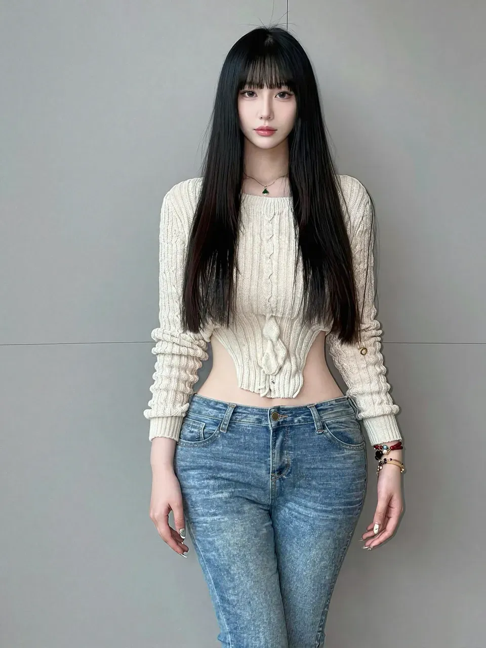 Multi-Image Outfit & Background Switch