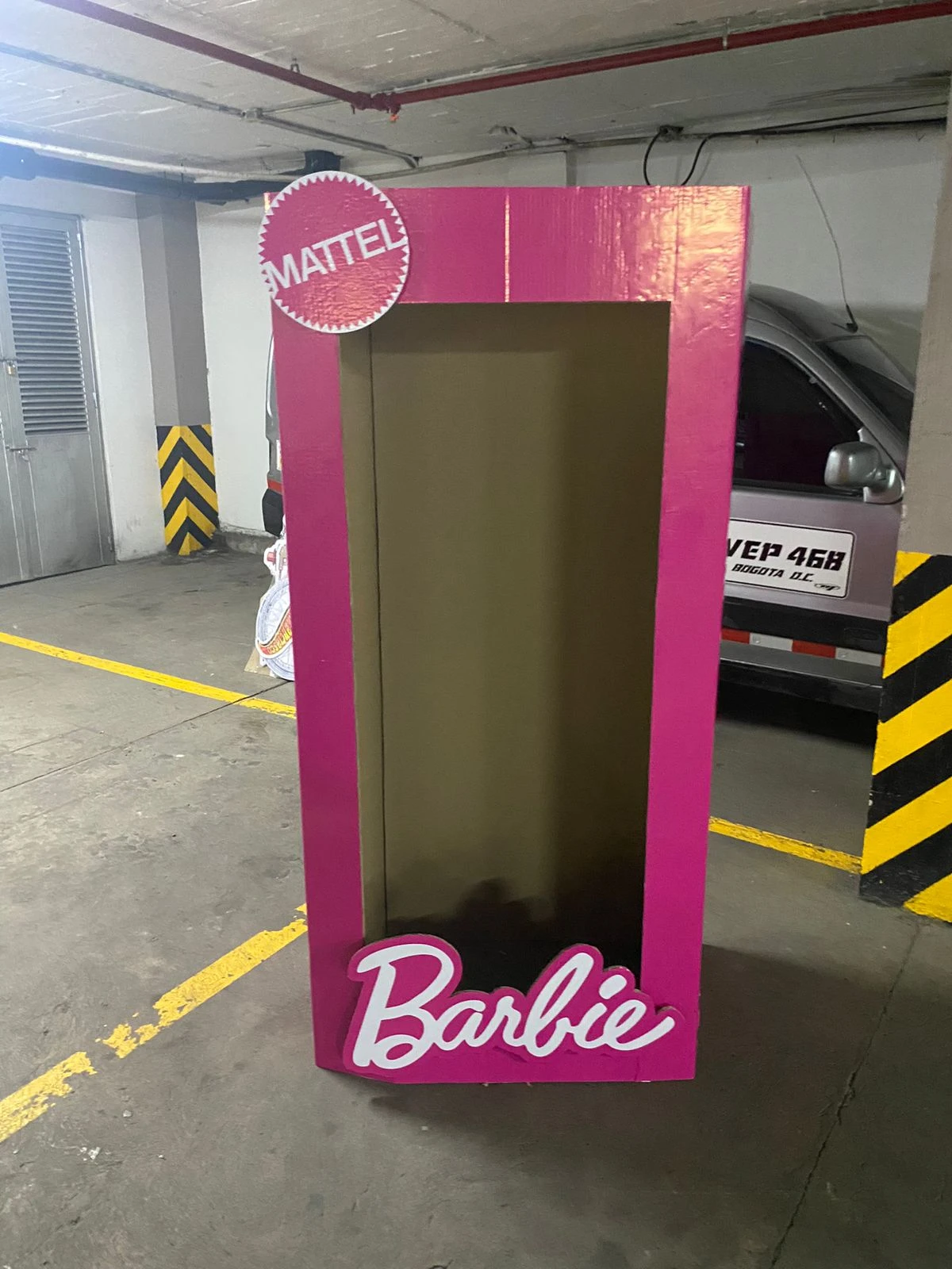 giant barbie box 1