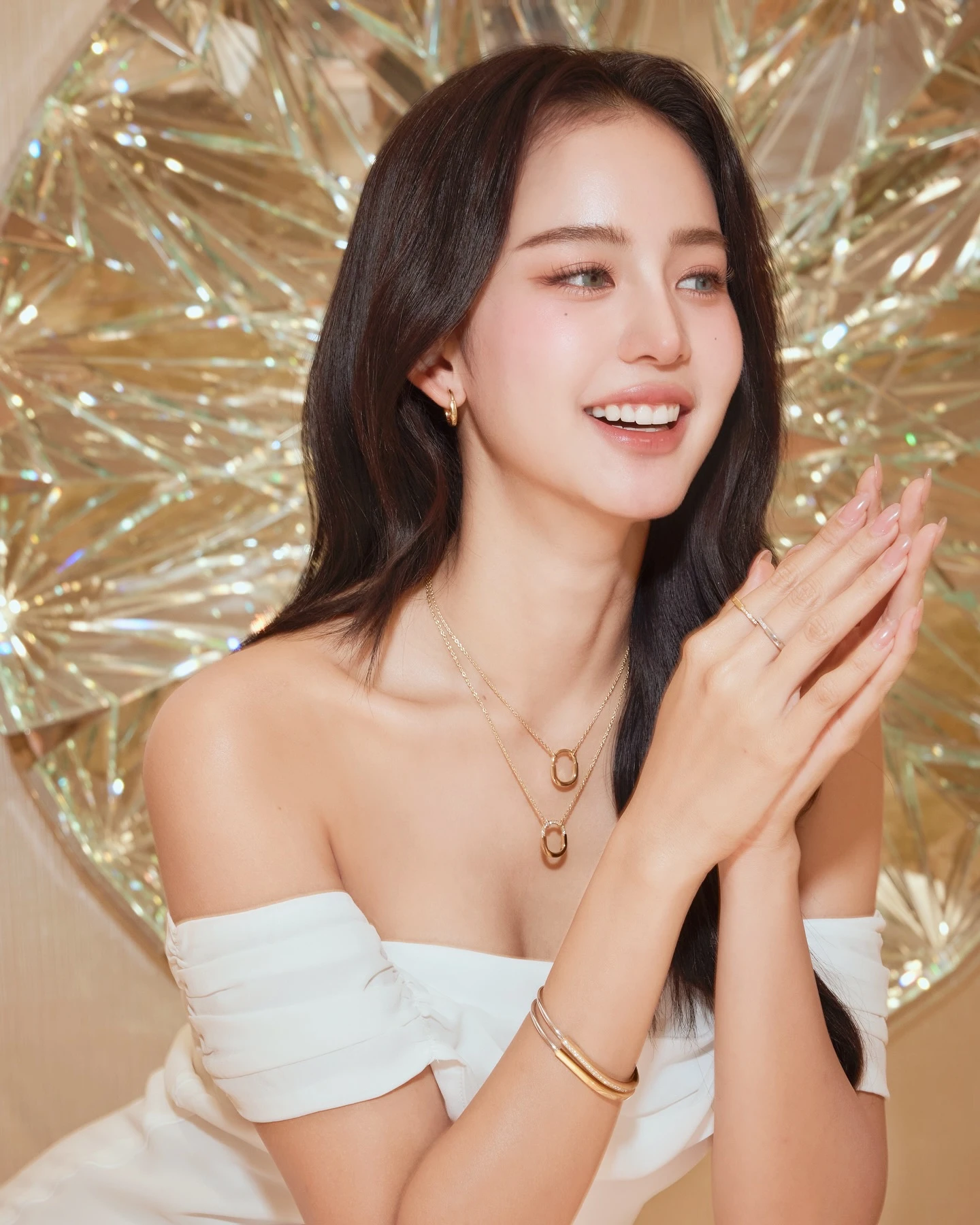 สวยหรู ยิ้มน่ารัก 😍