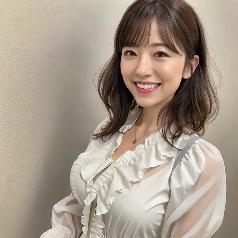 Naomi 新山尚美